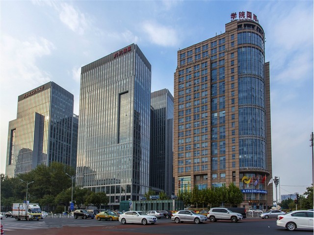 信息房地产中介服务电话